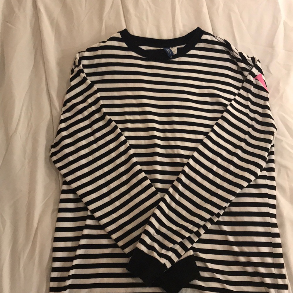 Men’s Striped Long Sleeve Tee